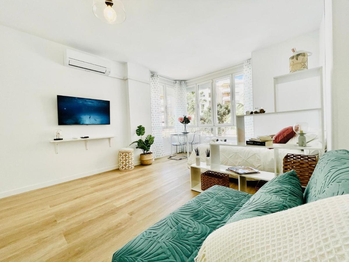 Luxury Loft With Pool In The Centre Apartment Торемолинос Екстериор снимка
